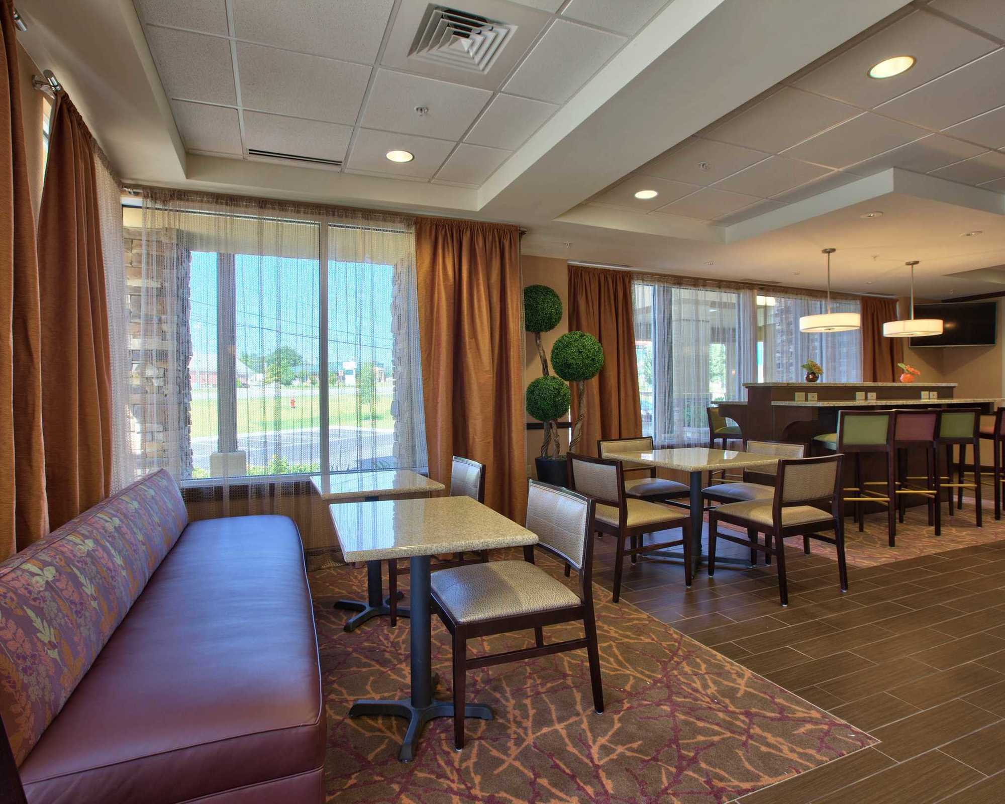 Comfort Inn & Suites Dothan East Servizi foto